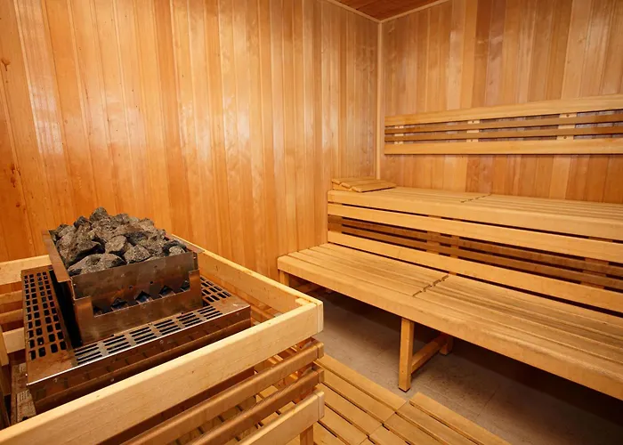 Zimni Stadion Hotell 2*